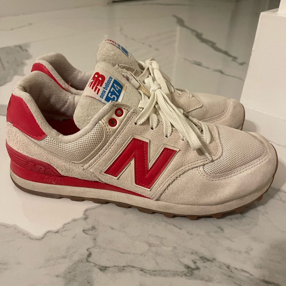 New balance 574 Women (size 9)